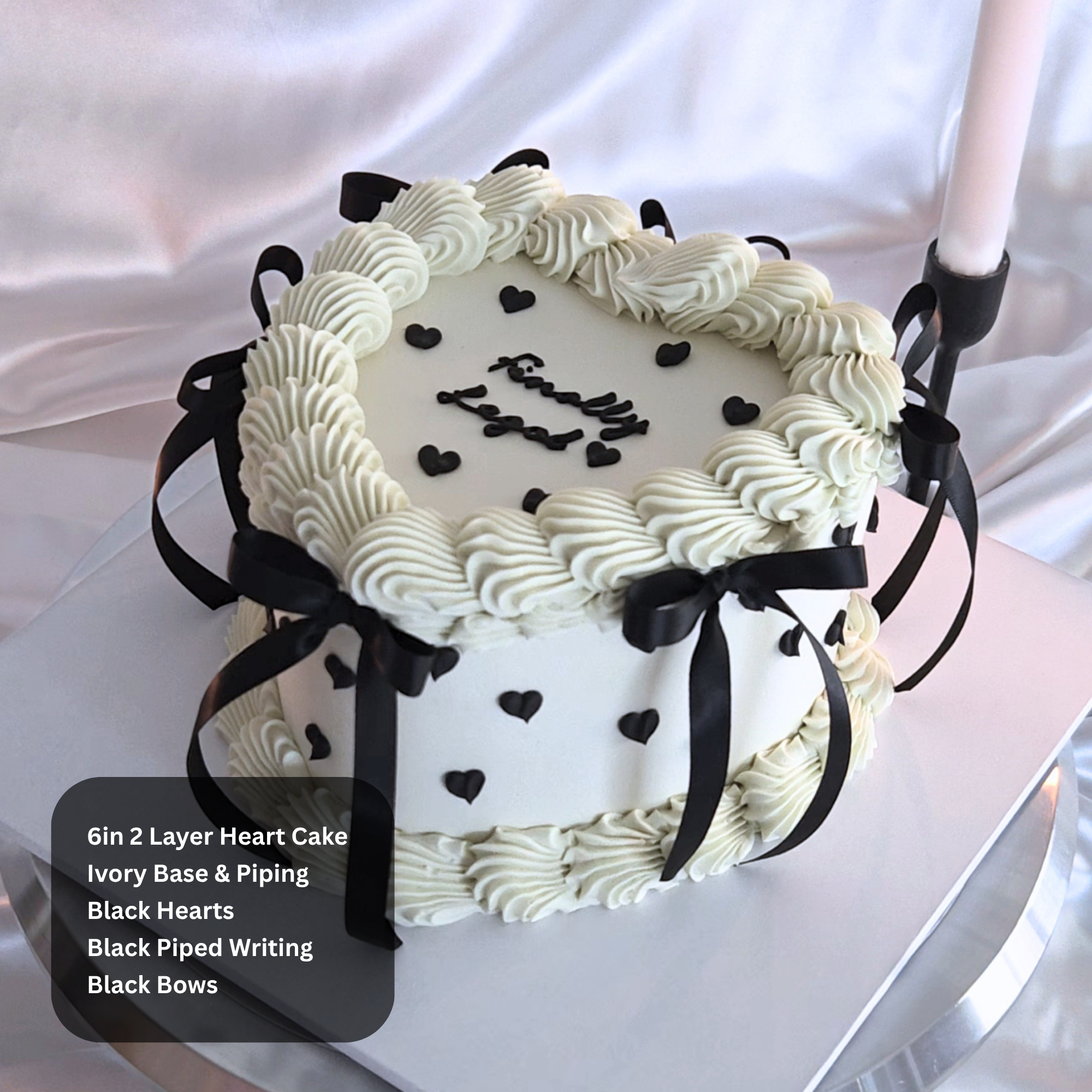 Vintage Heart Piped Cake