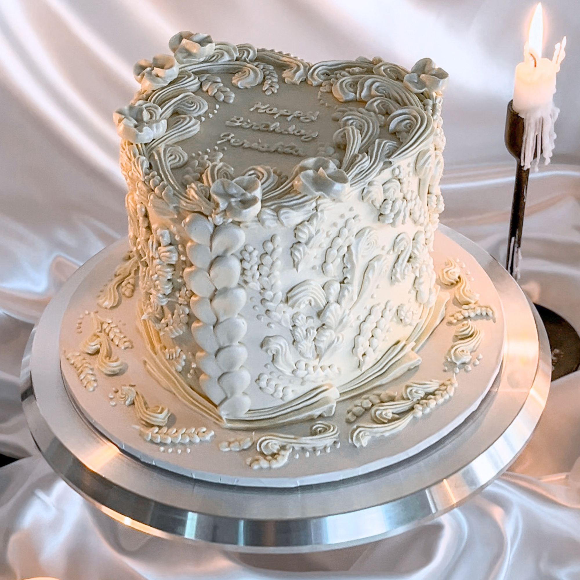 Vintage Lambeth Cakes
