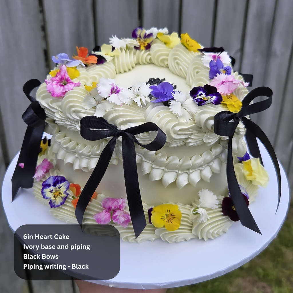 Vintage Edible Flower Cake
