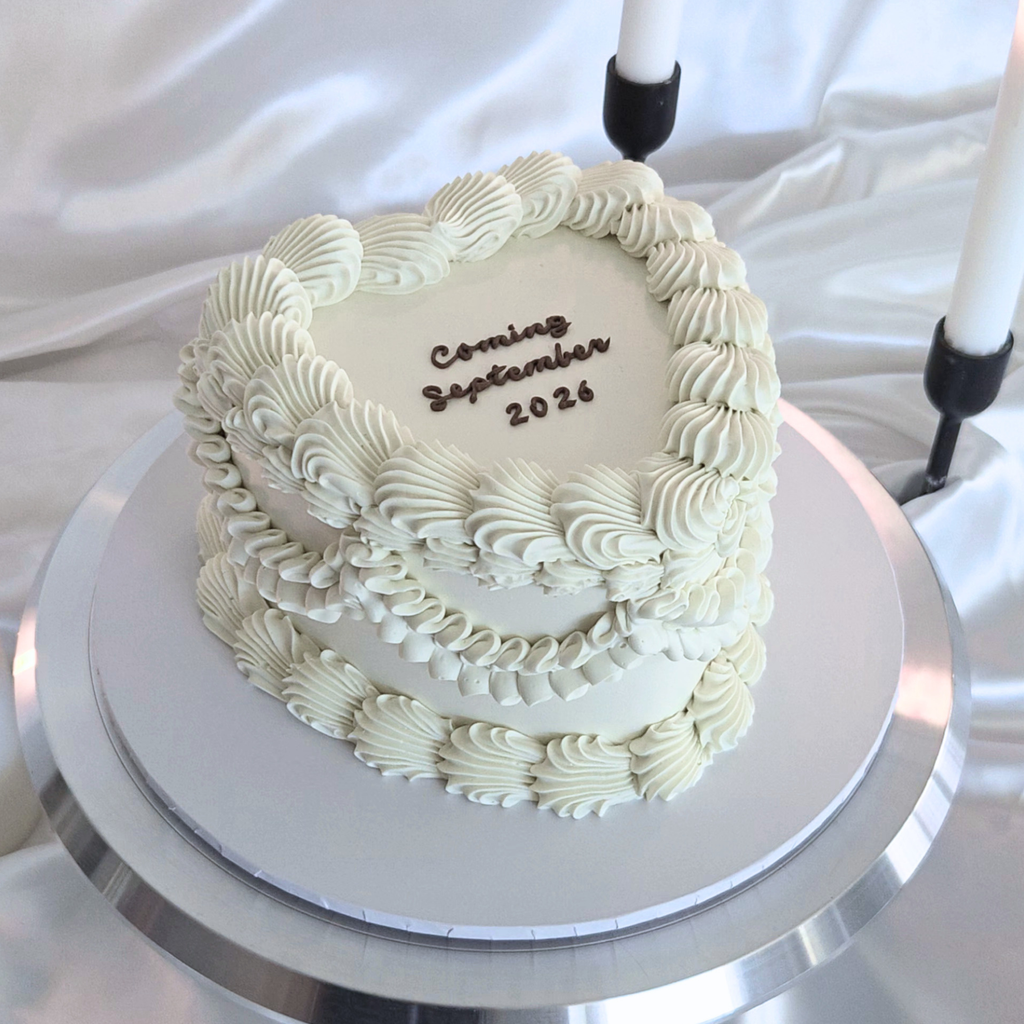 Vintage Gender Reveal Cake